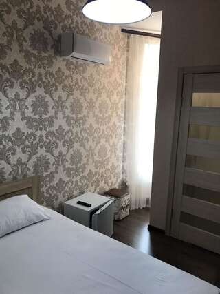 Апартаменты #8 Apartments Одесса Улучшенный двухместный номер с 1 кроватью-3